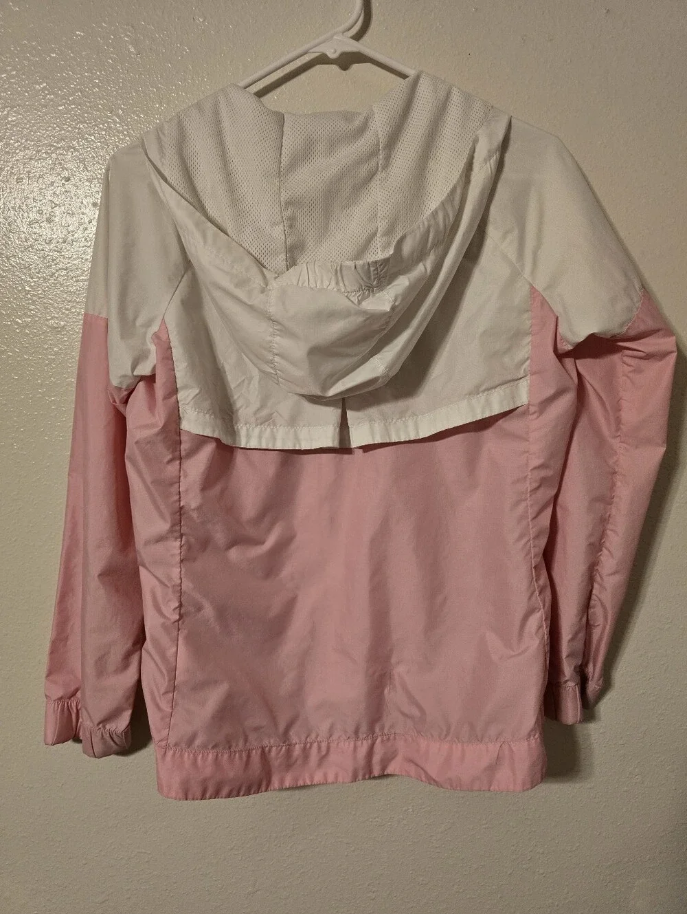 Nike Sportswear Windrunner Jacket Girls XL 16-18 (Fits Womens S/M) Pink White